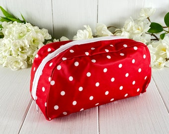 Cosmetic bag red with white dots