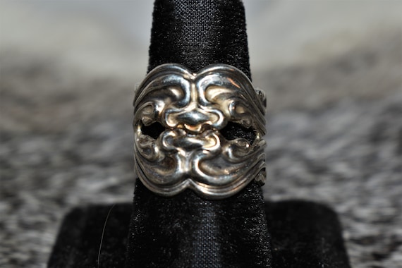 Vintage Sterling Silver Modernist Ring/Size 8 - image 1