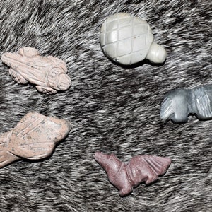 Lot of 5 Serpentine Stone Navajo Charms and Pendants/Hand Carved Navajo Fetishes