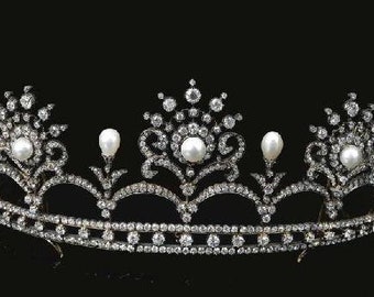 This Christmas Season Special Crown with American Diamond, 92t Sterling Silver, You can wear this crown in every occasion.