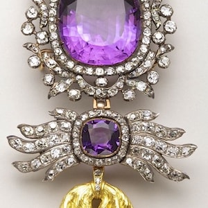 Antique Brooch with Natural Victorian  Diamond, 925 Sterling Silver, Christmas day Special Brooch