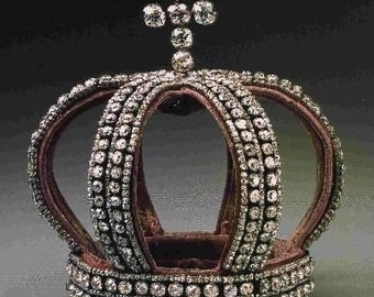 Vintage Queen Mary Crown with American Diamond, Silver Crown