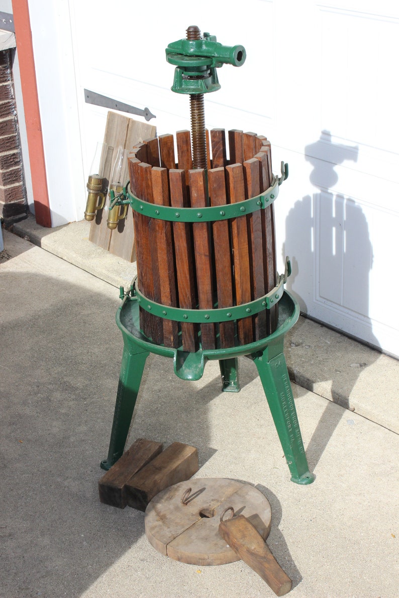 Cast Iron & Wood Fruit Wine Press Vintage Antique Berarducci Bros Mfg
