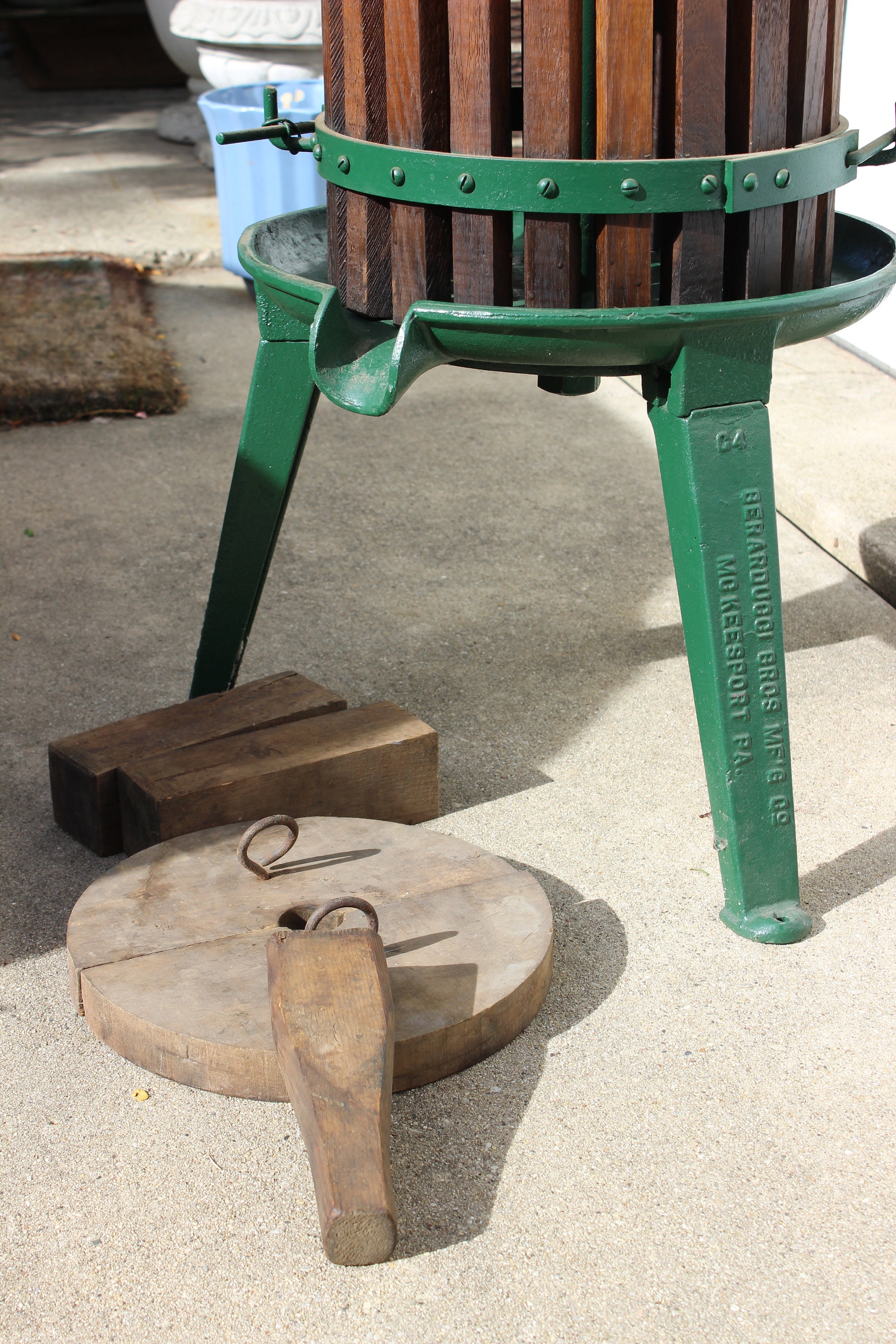 Cast Iron & Wood Fruit Wine Press Vintage Antique Berarducci Bros Mfg