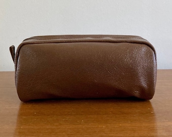 Cooper Leather Toiletry Bag | Vintage 70s Leather Dopp Kit | 70s80s Travel Accessories | Retro Travel Bag