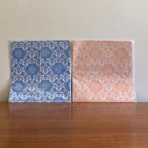 Papier cadeau pour la douche nuptiale des années 80 | Papier cadeau floral vintage | Papier cadeau pastel poussiéreux | Papier cadeau rétro | Papier cadeau vintage