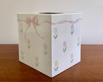 Vintage Pink Floral Tissue Box Cover: 80s Pastel Bathroom Decor