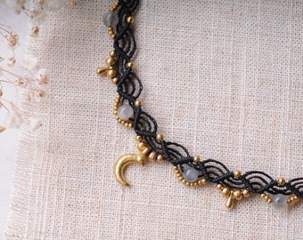 Collana in macramè di labradorite con ciondoli, girocollo in filo annodato con cristallo