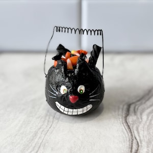 Mini Black Cat Candy Bucket: Handmade Retro Halloween Decor