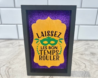 Mardi Gras "Laissez Les Bon Temps Rouler" Sign | Fat Tuesday Tiered Tray Decor