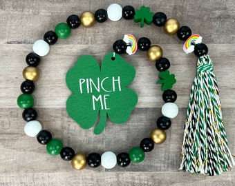 guirlande de perles de la Saint-Patrick | Décor irlandais de plateau à plusieurs niveaux