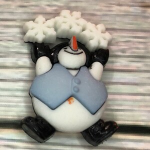 Happy Snowman Cover Minder/Refrigerator Magnet/Needle Minder