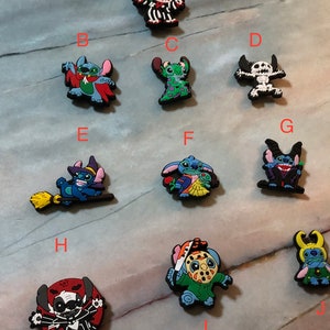 Costume Stitch Cover Minder/Refrigerator Magnet/Needle Minder