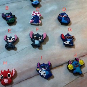 Stitch Cover Minder/Refrigerator Magnet/Needle Minder
