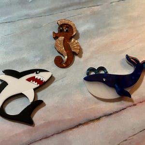 NEW ACRYLIC Sea Critter Cover Minder/Refrigerator Magnet/Needle Minder