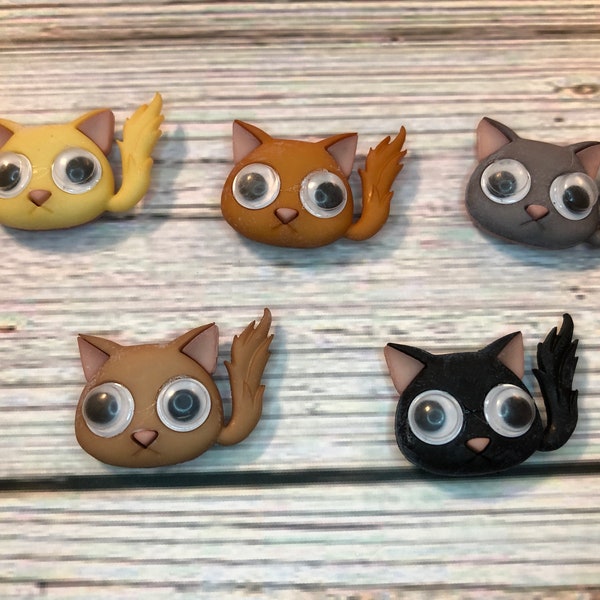 Google Eyed Cats Cover Minder/Decorative Magnet/Needle Minder