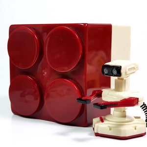 1/6 scale Special Edition Dollhouse Miniature SR Nintendo History Collection Gashapon Family Computer Game - Robot
