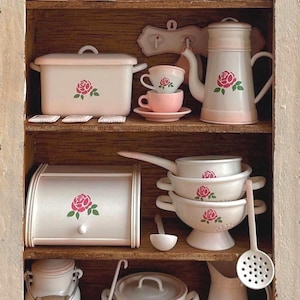 SALE Puppenhaus Miniatur Vintage Küche Kochgeschirr Töpfe Pfannen Kochen Utensilien und Zubehör