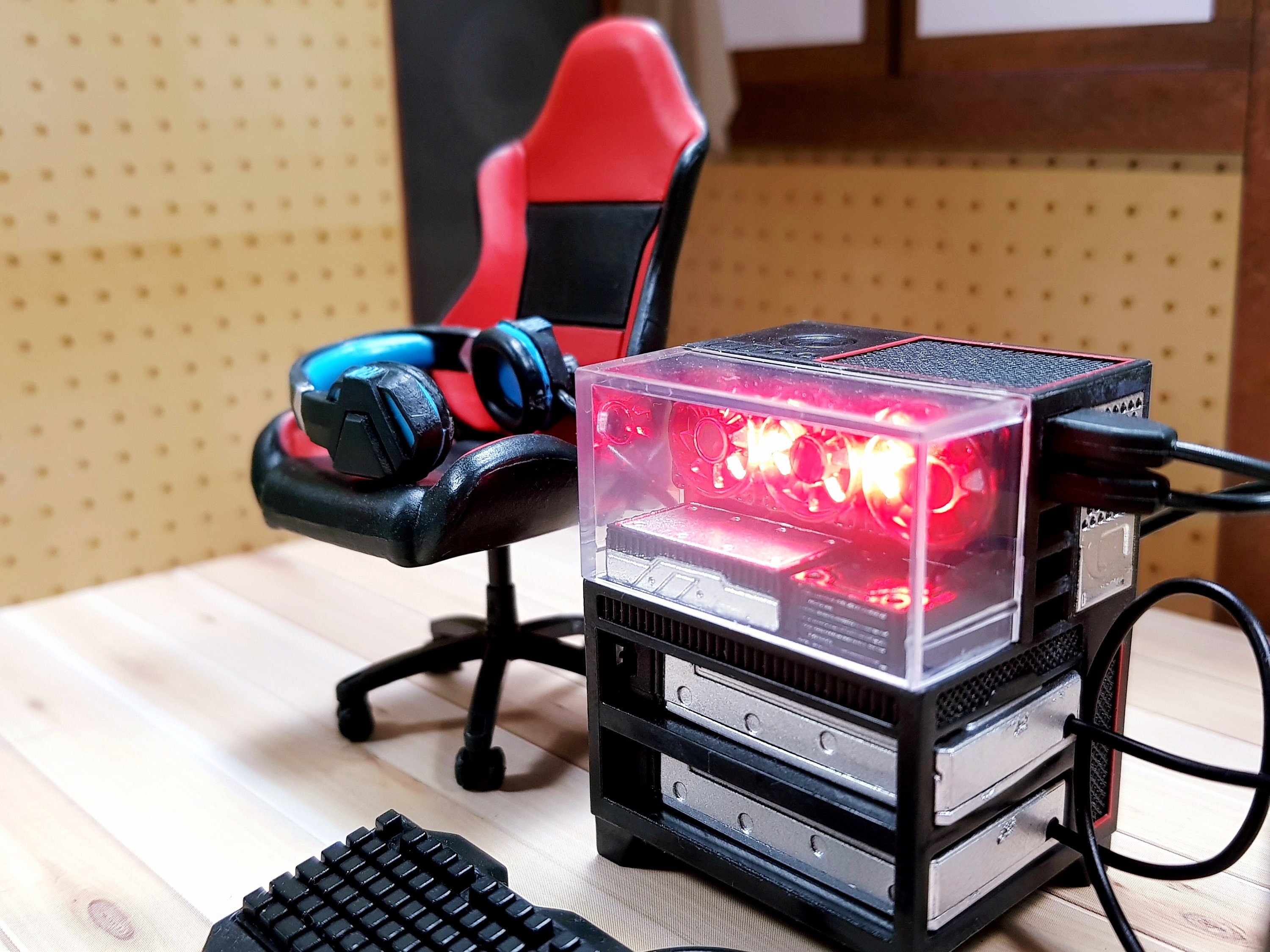 Light up 1/12 Scale Dollhouse Miniature Gaming PC Gaming Room 