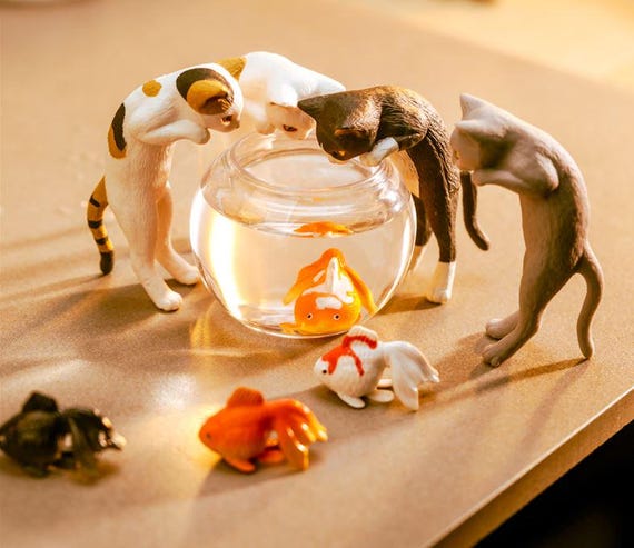 キタンクラブ 猫と金魚 ミニチュアジオラマ 猫の置物 セール - Etsy 日本