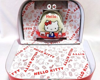 Rare collectable Sanrio Hello Kitty Puchipasu strawberry 1998 limited edition miniature mini box with coin purse