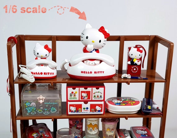 【激レア】HELLO KITTY 30 YEARS ミニチュアコレクションケース 激レア】HELLO KITTY 30 YEARS ミニチュアコレクションケース 激レア