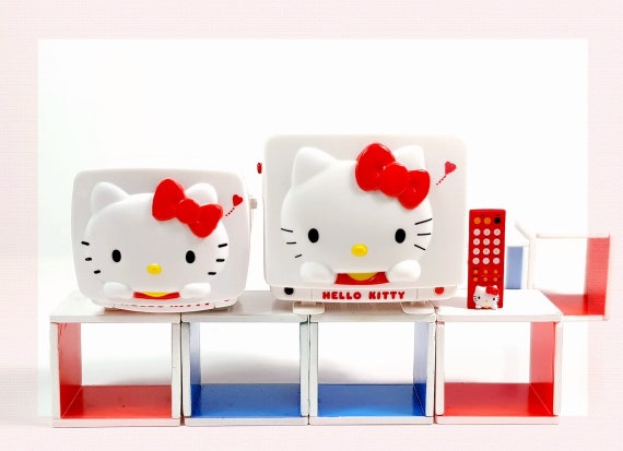 Hello Kitty Mini Desk Accessory Set: Squiggle