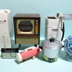 UITVERKOOP Re-ment poppenhuis miniatuur huishoudapparaat - tv tv, wasmachine, stofzuiger, radio, ventilator, rijstkoker en koelkast