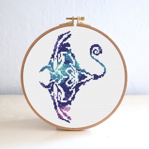 Skate Silhouette Cross Stitch Pattern, Galaxy Moon Stars Cross Stitch Pattern , Ocean Fish Nursery Embroidery , Sea Animal point de croix