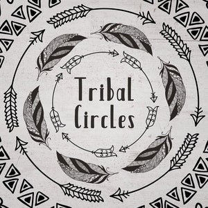 Set von 63 Tribal Kreisen. Dekorative Logo Elemente. Logo-Ersteller. Vektorgrafik.