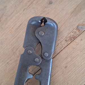 Vintage Military Issue 1942 Pliers / Wire Cutters. Quality Tool.