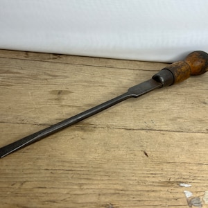 Vintage Made in Sheffield England Wooden Handled Screwdriver.