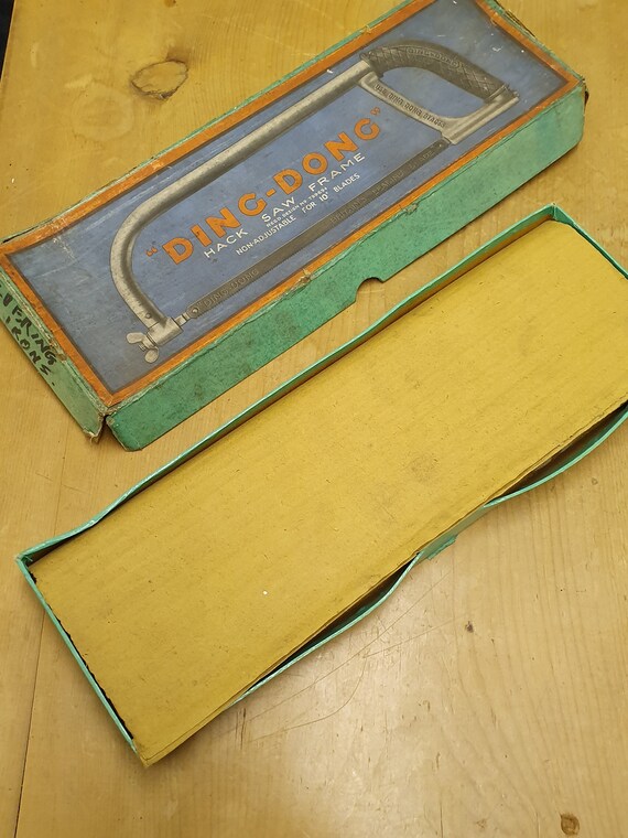 Vintage Original Ding Dong Empty Hacksaw Box. Great Advertising