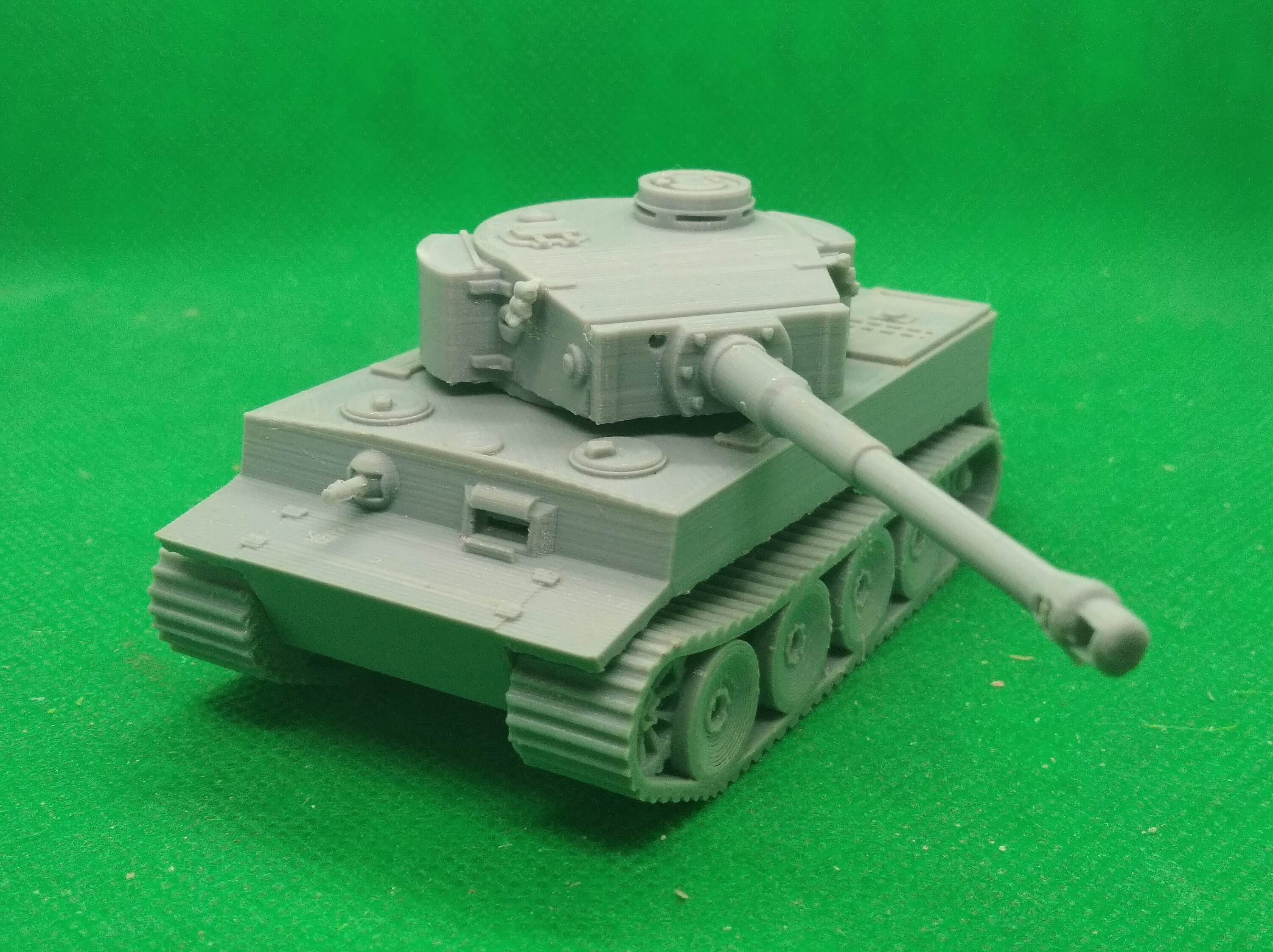 1/72 Scale German Tiger Ausf H1 Early Production (side Boxes