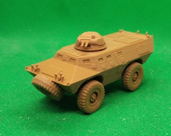 ヴィンテージ ルイ・マルクス ゼンマイ式おもちゃの戦車：火花、ゴム