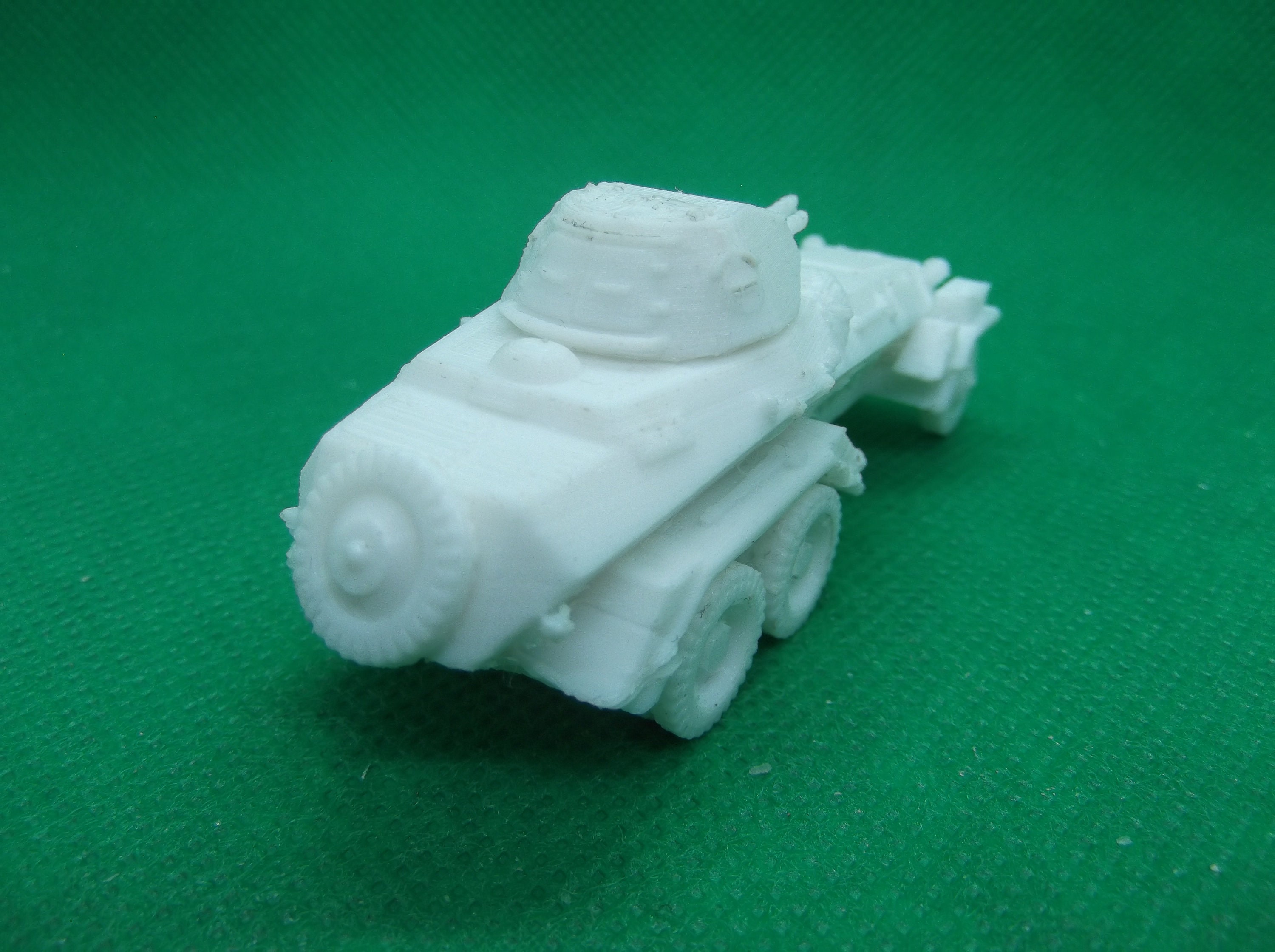 1/72 Scale German Sdkfz 231 6-rad Heavy Armored Car World War