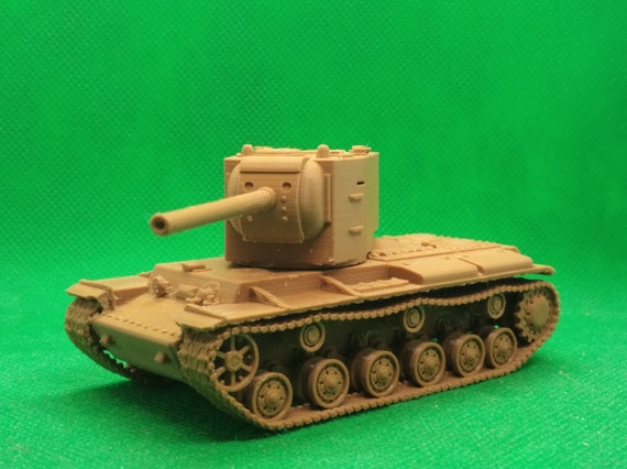 1/72スケール ソビエト KV-2 ZiS-6 (107 mm対戦車砲) 重戦車