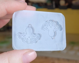 1 inch, octopus earring mold, octopus mold, ocean animal earring mold, Earring mold, octopus dangle earring mold, silicone mold, sea mold