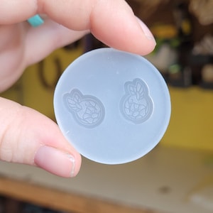 0.5 inch, hummingbird earring mold, bird earring mold, Earring mold, stud earring mold, silicone mold, animal earring mold, mold