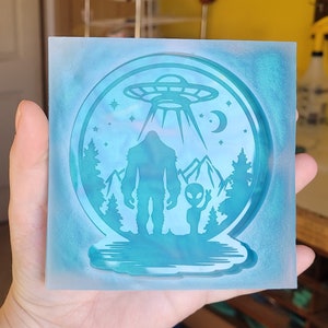 Alien mold, ufo mold, sasquatch mold, extraterrestrial mold, spaceship mold, silicone mold, resin mold, wax mold, mold, abduction mold
