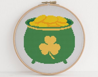 Pot of Gold Cross Stitch Pattern Lucky Clover St. Patrick&#39;s Day Design 5 Colors