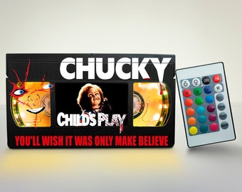 Lámpara VHS retro: luz nocturna de la película de terror 'Child's Play'