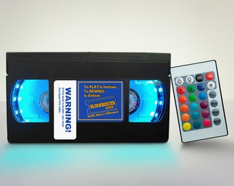 大ヒットVHSテープランプ：80年代/90年代風レトロオフィスデコレーション