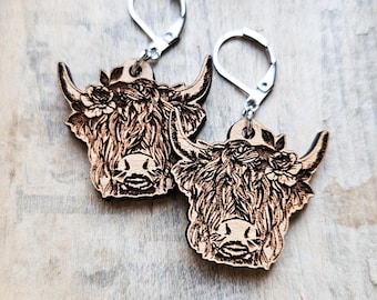 Highland cow earrings with flower in maple wood, handmade rustic boho western jewelry crafted in Quebec