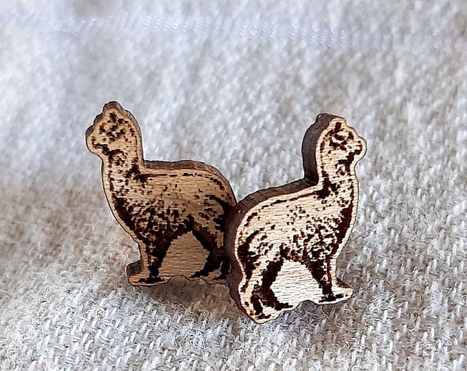 Alpaca Earrings studs | Alpaca Jewelry | Engraved Wood Alpaca Earrings | Alpaca gifts for her | Alpaca Lover Gifts | Farm Passion Gift