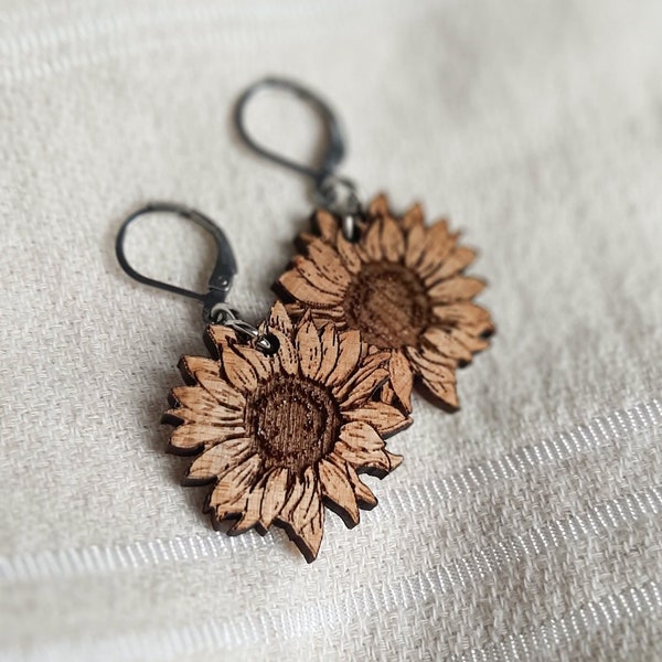 Boucles d’oreilles en TOURNESOLS avec fermoirs "dormeuses" - Bijoux de style campagne et nature