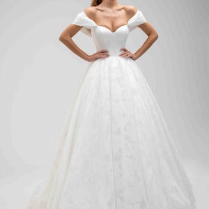Floral Organza Large Bowknot Garden Wedding Dress