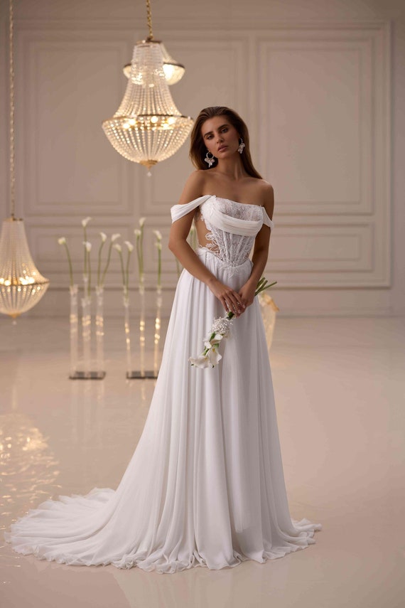 Ivory Chiffon Wedding Dress: Chantilly Lace Corset, Elegant Train