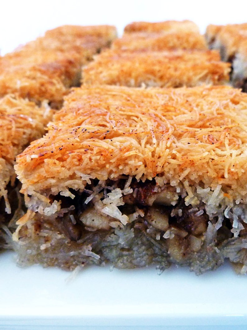 Arabic Walnutfilled Knafeh Dessert/ 11 Pieces Etsy