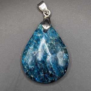 Pendentif apatite bleue image 1